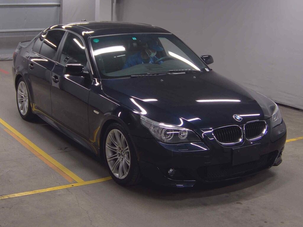 BMW 5 Series 2005 z aukcji japońskiej