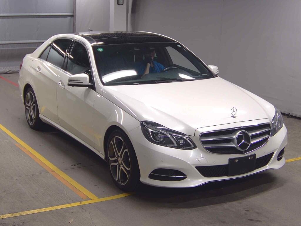 Mercedes Benz E-Class 2015 z aukcji japońskiej