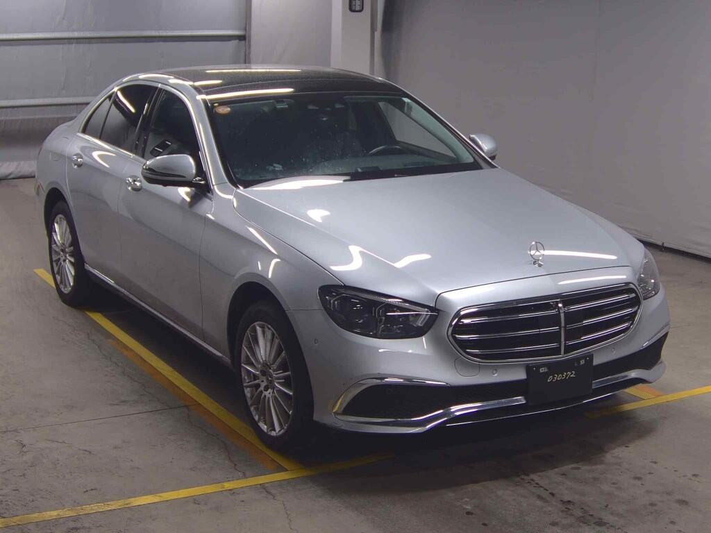 Mercedes Benz E-Class 2021 z aukcji japońskiej