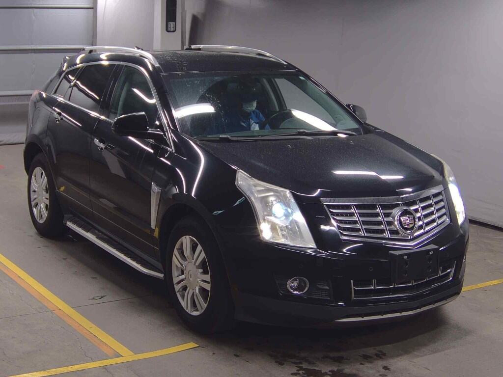 Cadillac SRX Crossover 2015 z aukcji japońskiej