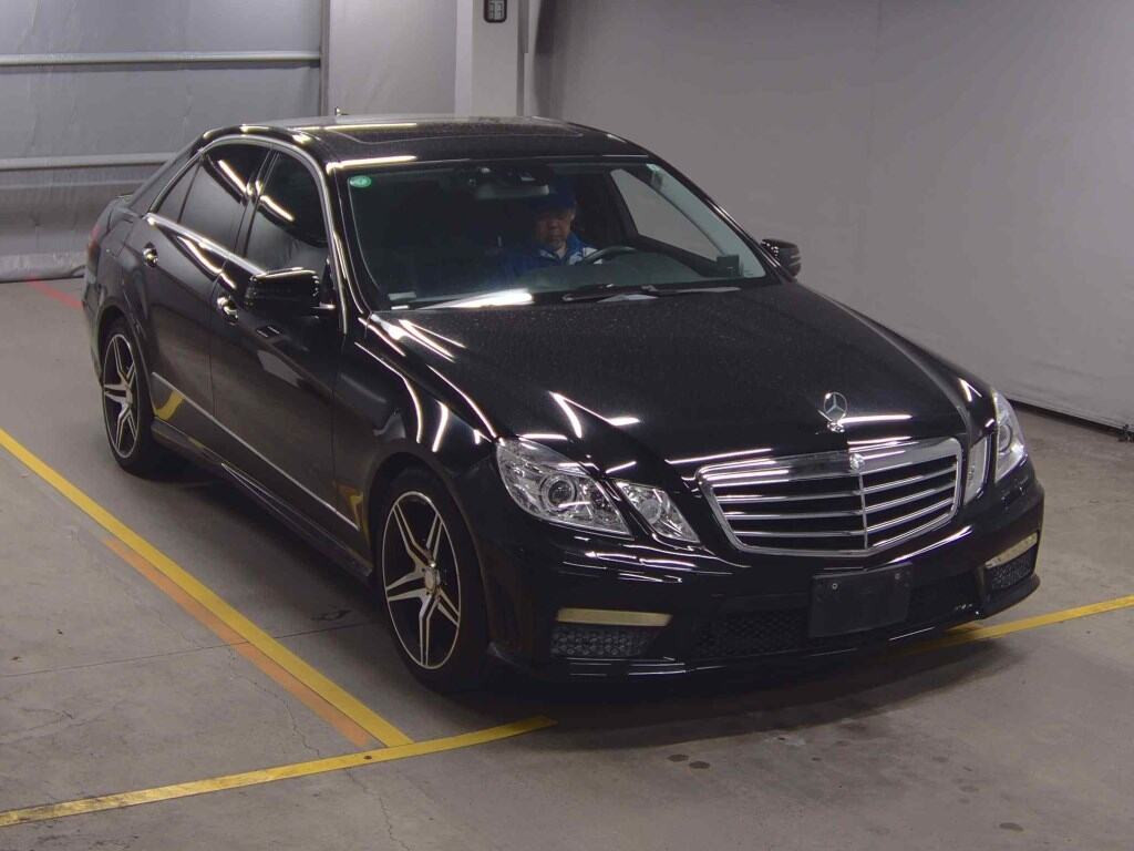 Mercedes Benz E-Class 2009 z aukcji japońskiej