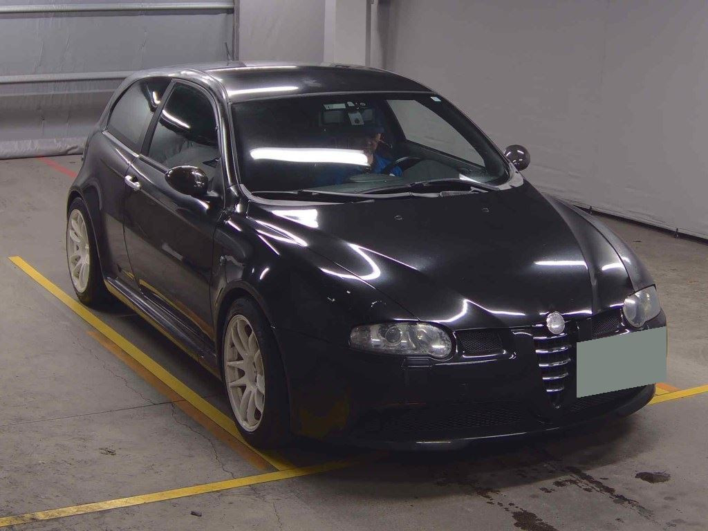 Alfa Romeo Alfa 147 2003 z aukcji japońskiej