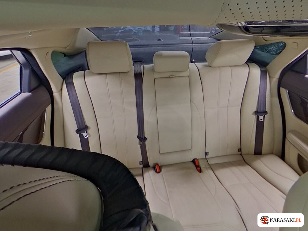 2010 Jaguar XJ 4D Super Sport 6