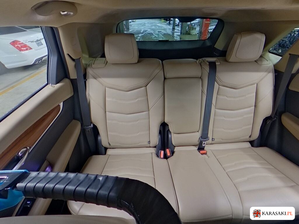 2019 Cadillac XT5 Crossover 4WD Platinum 6