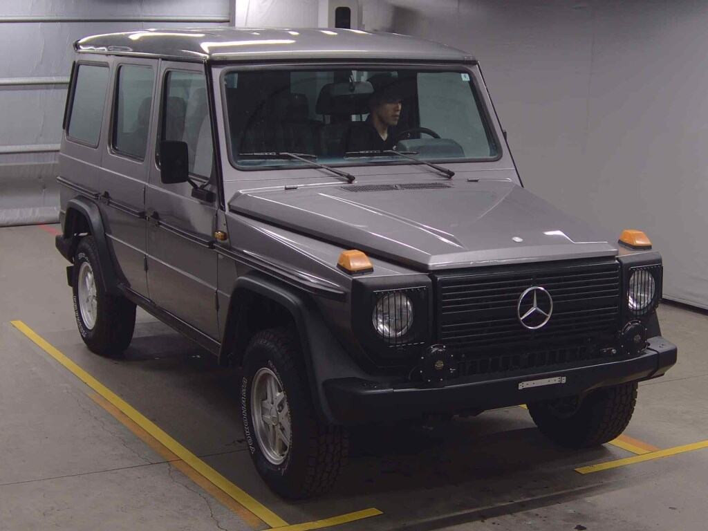 Mercedes-Benz Gelandewagen 1988 z aukcji japońskiej