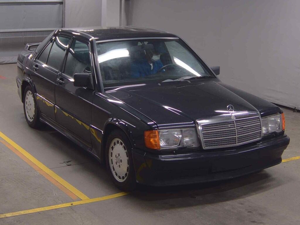 Mercedes-Benz 190 Class 1986 z aukcji japońskiej