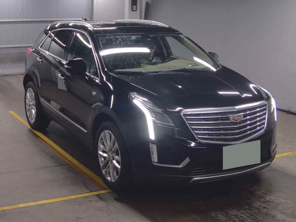 Cadillac XT5 Crossover 2019 z aukcji japońskiej