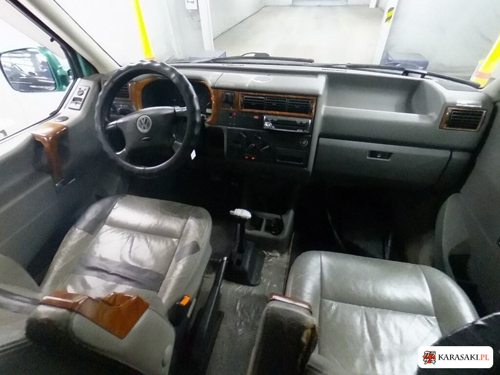 2005 Volkswagen Caravel 5