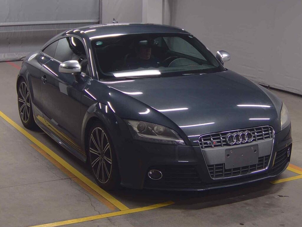 Audi TTS Coupe 2009 z aukcji japońskiej