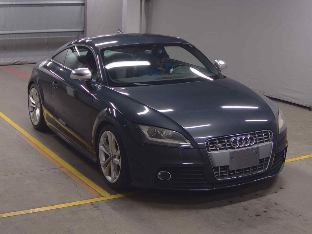 Audi TTS Coupe 2009 z aukcji japońskiej