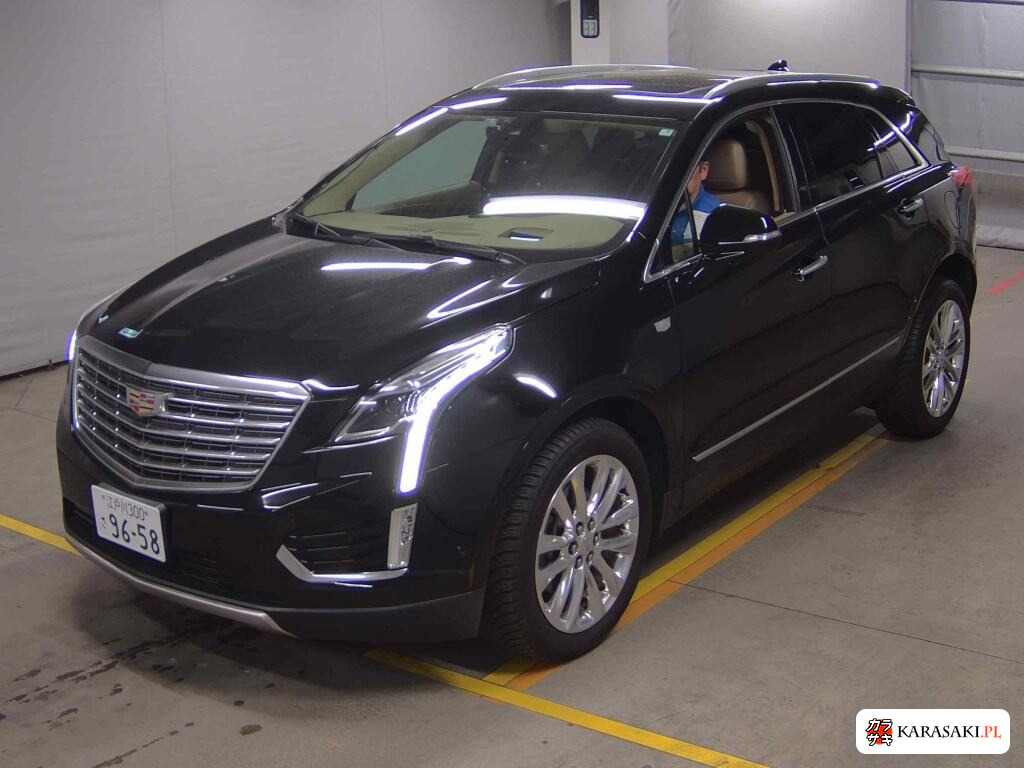 2019 Cadillac XT5 Crossover 4WD Platinum 3
