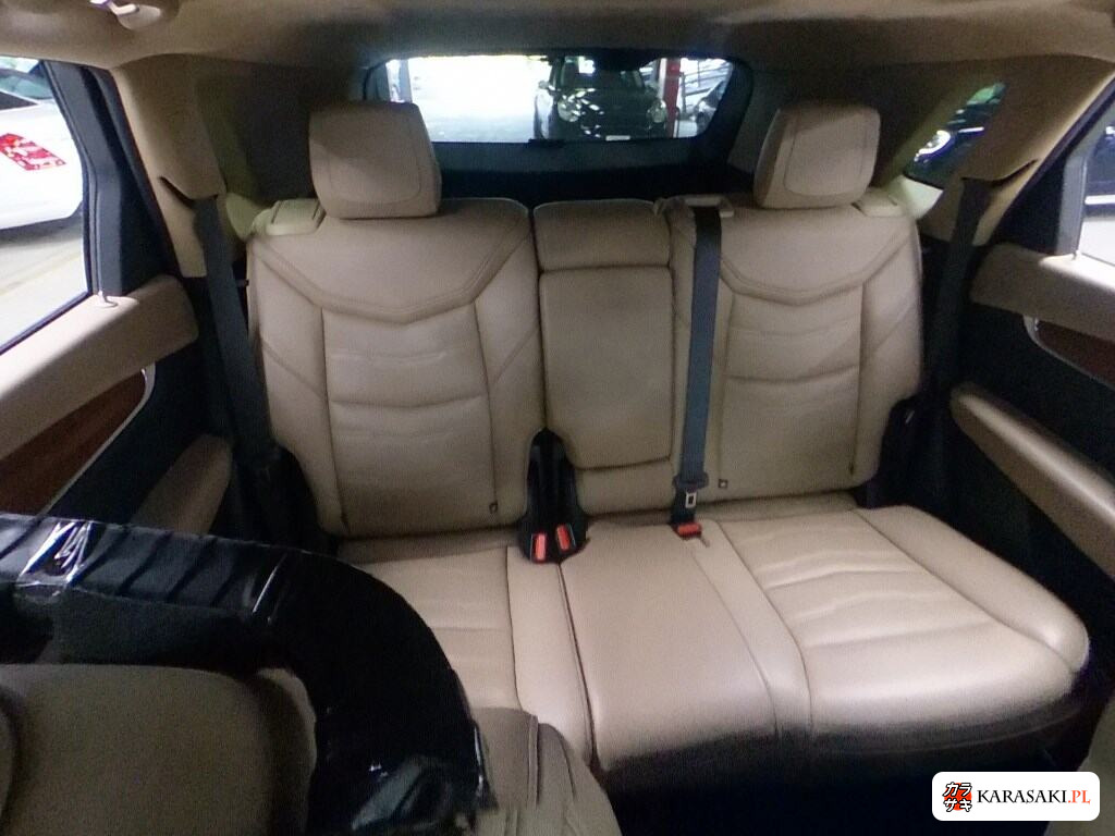 2019 Cadillac XT5 Crossover 4WD Platinum 6