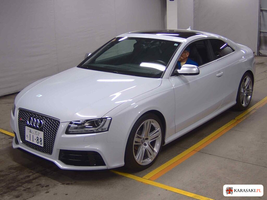 2011 Audi RS5 4WD Base Grade 3
