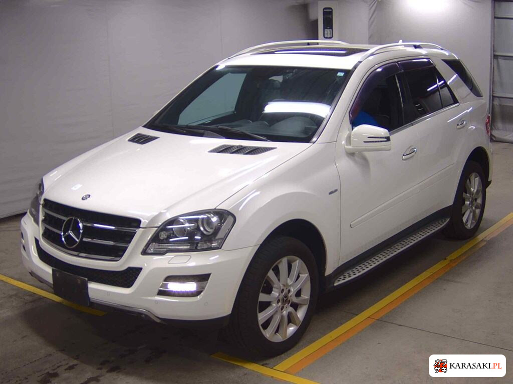 2011 Mercedes-Benz M-Class 4WD ML350 Bluetec 4MATIC 3