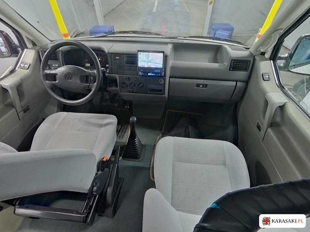 2004 Volkswagen Vanagon Base Grade 5