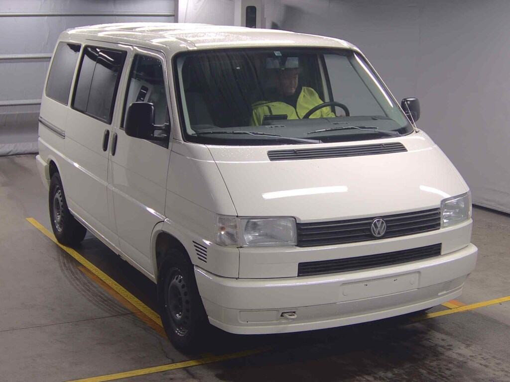 Volkswagen Vanagon 2004 z aukcji japońskiej