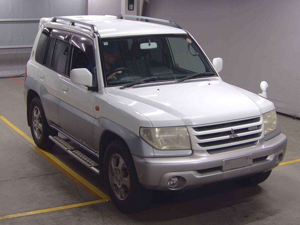 Mitsubishi Pajero Io 2000 z aukcji japońskiej