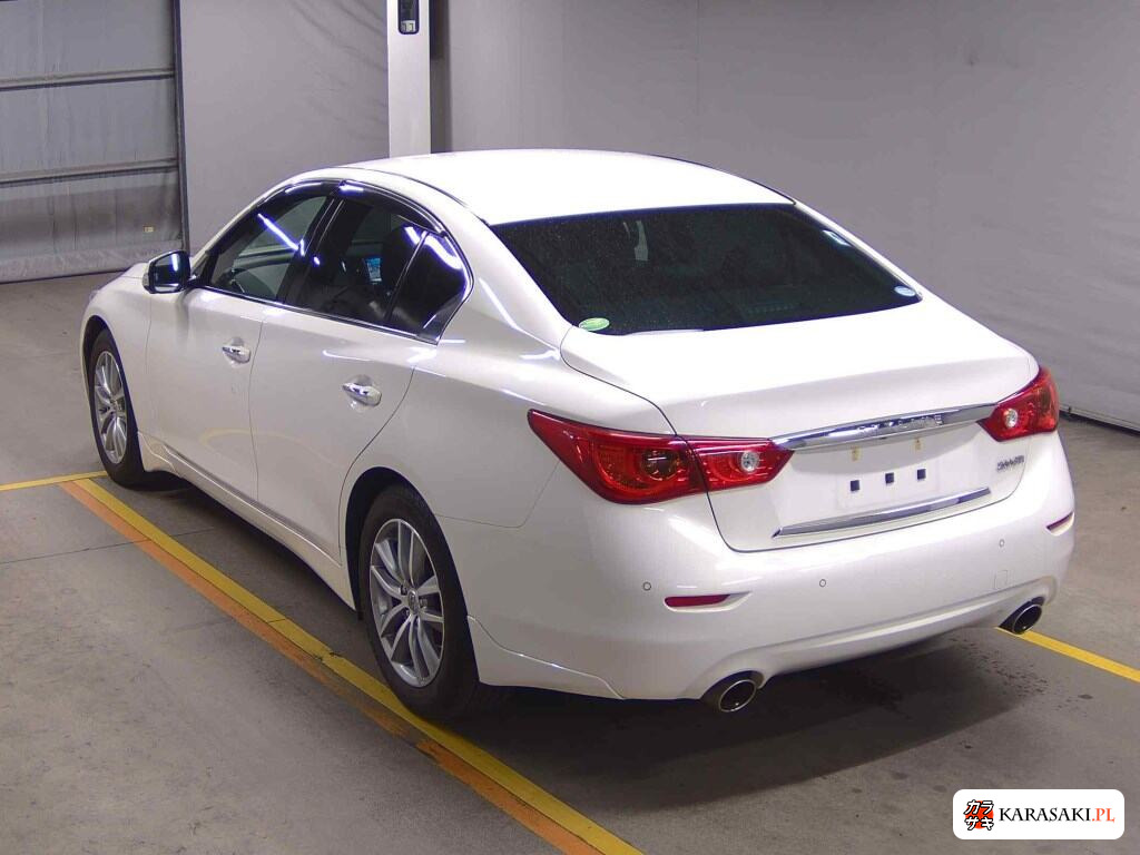 Nissan Skyline 2015 z aukcji japońskiej