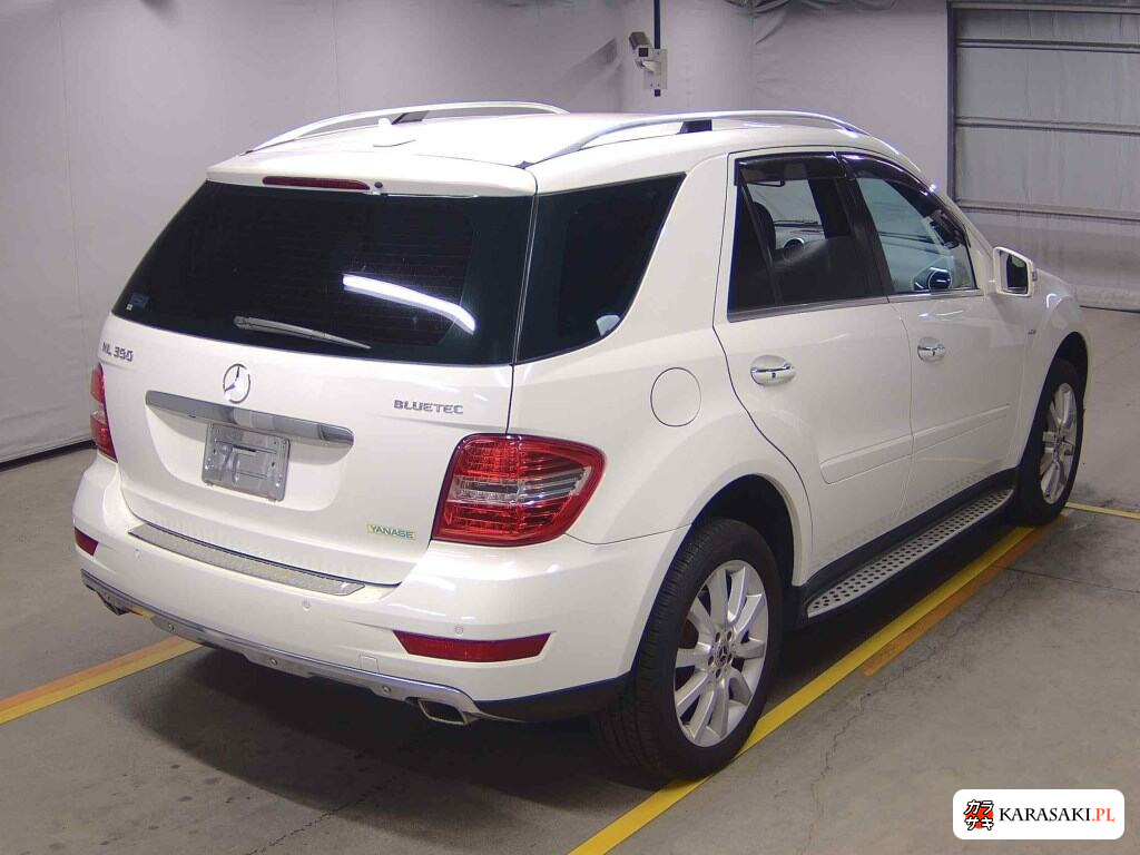 2011 Mercedes-Benz M-Class 4WD ML350 Bluetec 4MATIC 4