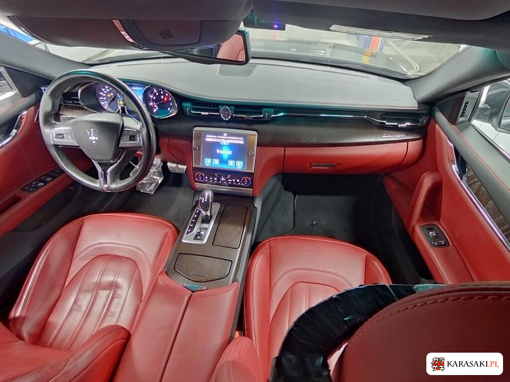 Maserati Quattroporte 2015 z aukcji japońskiej