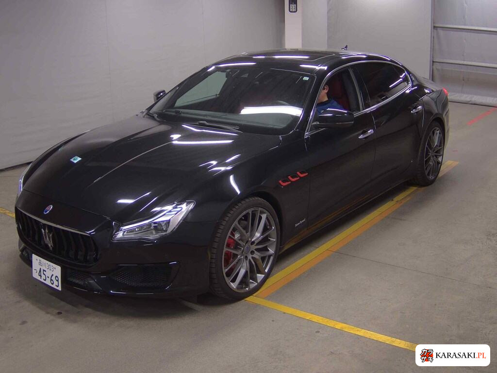 Maserati Quattroporte 2017 z aukcji japońskiej