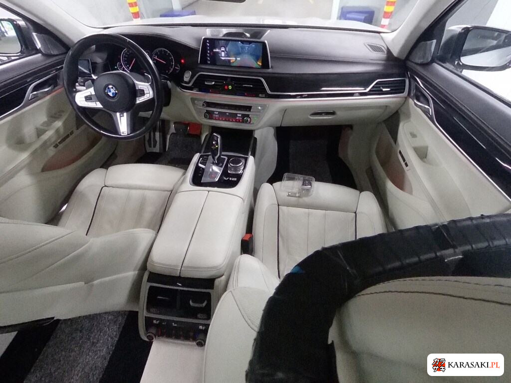 BMW 7 Series 2018 z aukcji japońskiej
