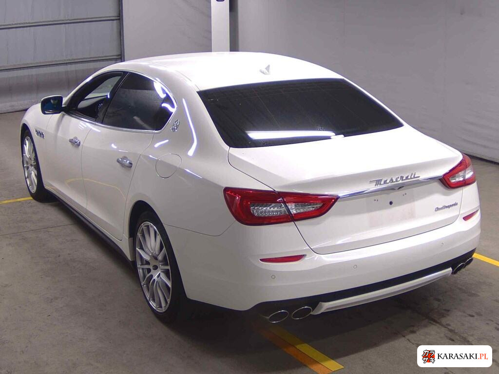 Maserati Quattroporte 2017 z aukcji japońskiej