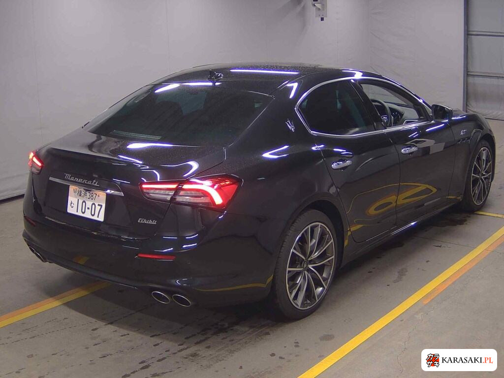 Maserati Ghibli 2023 z aukcji japońskiej
