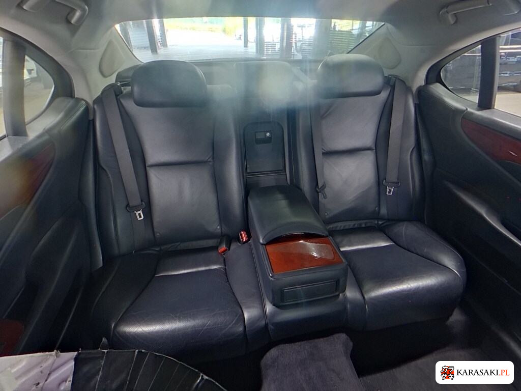 Lexus (us) LS460 2012 z aukcji japońskiej