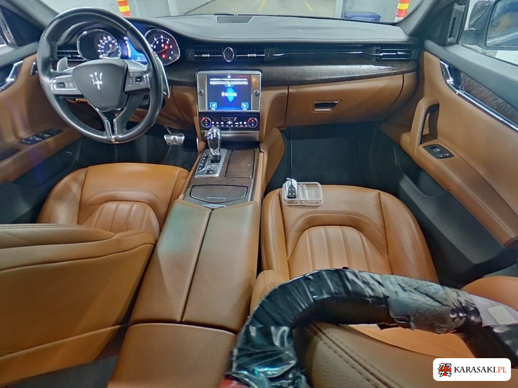 Maserati Quattroporte 2013 z aukcji japońskiej