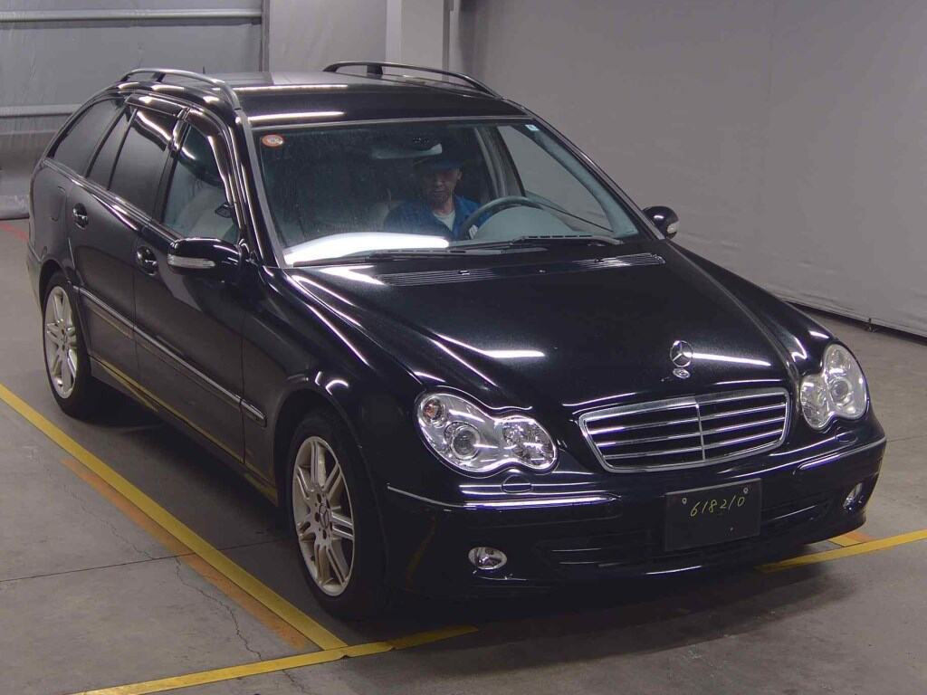 Mercedes-Benz C-Class Stationwagon 2006 z aukcji japońskiej