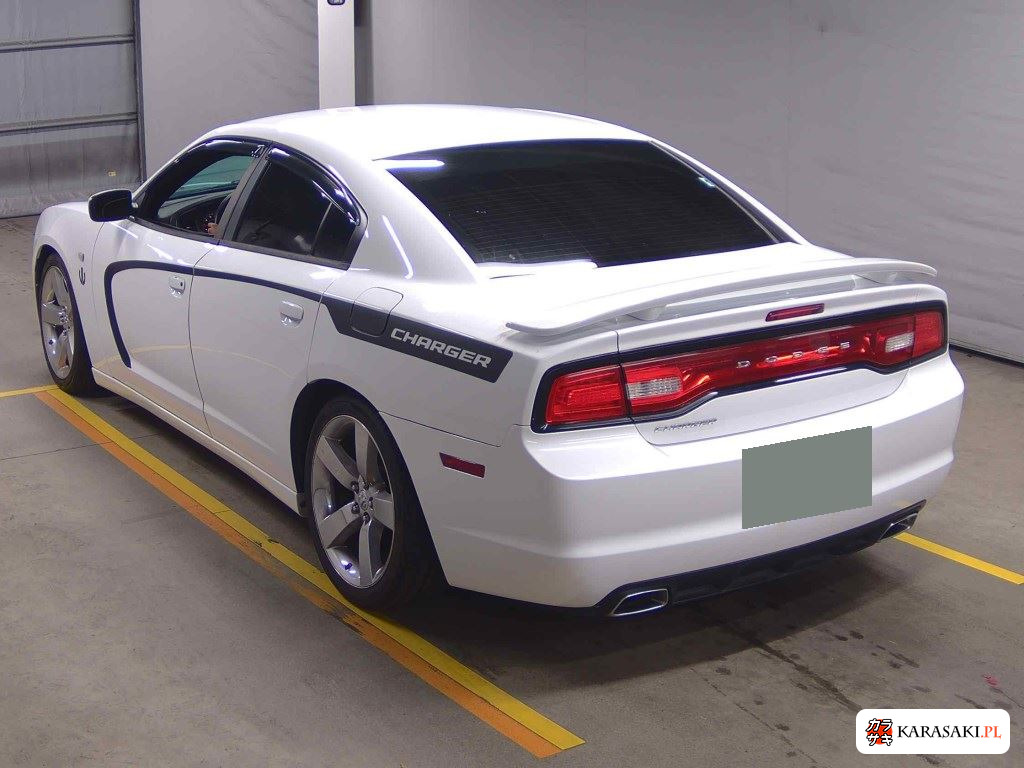 Dodge Charger 2013 z aukcji japońskiej