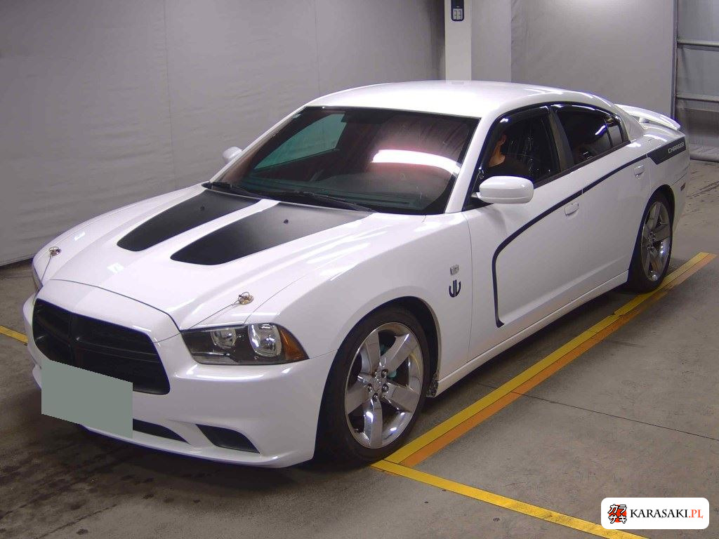 Dodge Charger 2013 z aukcji japońskiej