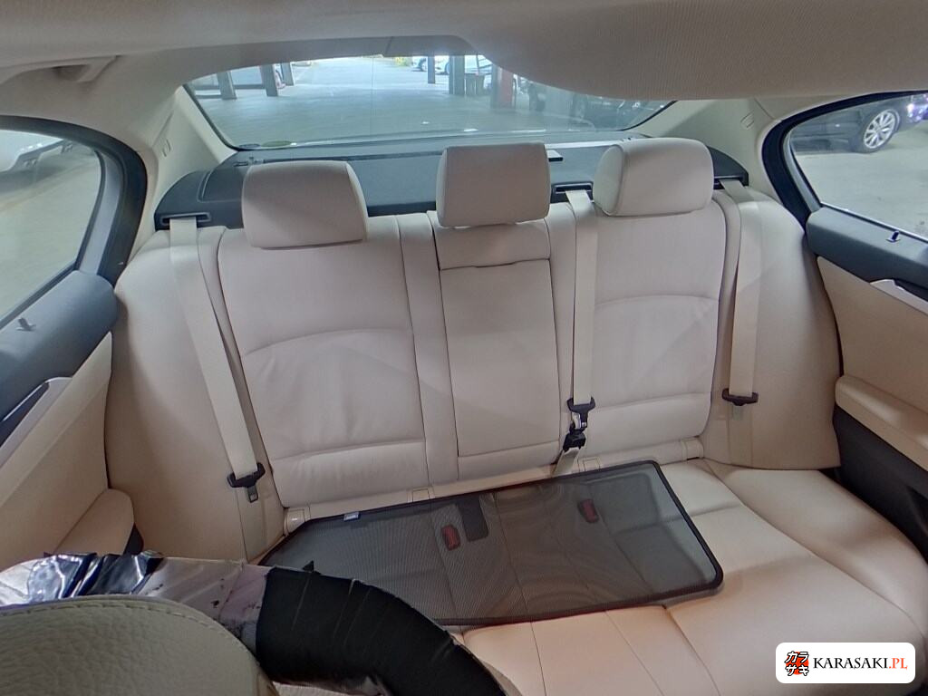 BMW 5 Series 2011 z aukcji japońskiej
