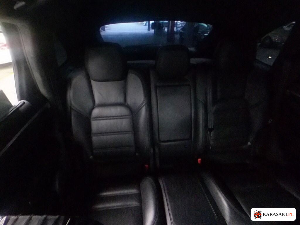 Porsche Cayenne 2012 z aukcji japońskiej