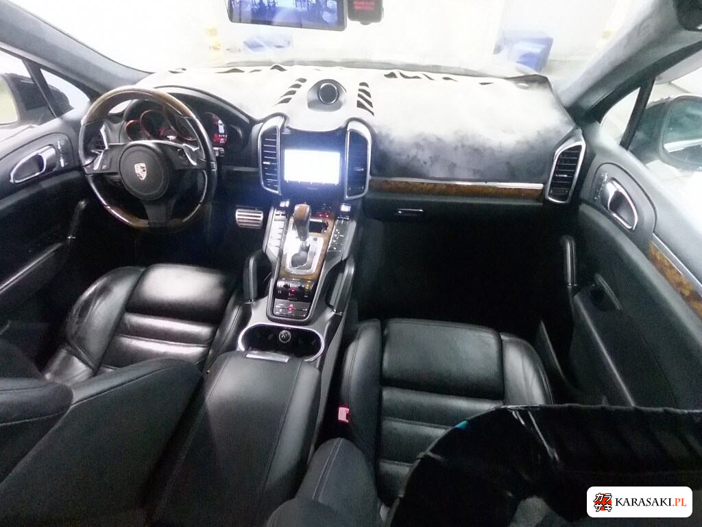 Porsche Cayenne 2012 z aukcji japońskiej