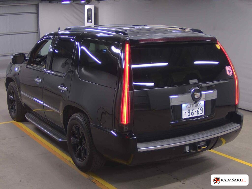 Cadillac Escalade 2010 z aukcji japońskiej