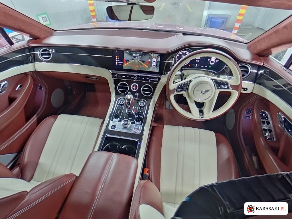 Bentley Continental 2019 z aukcji japońskiej
