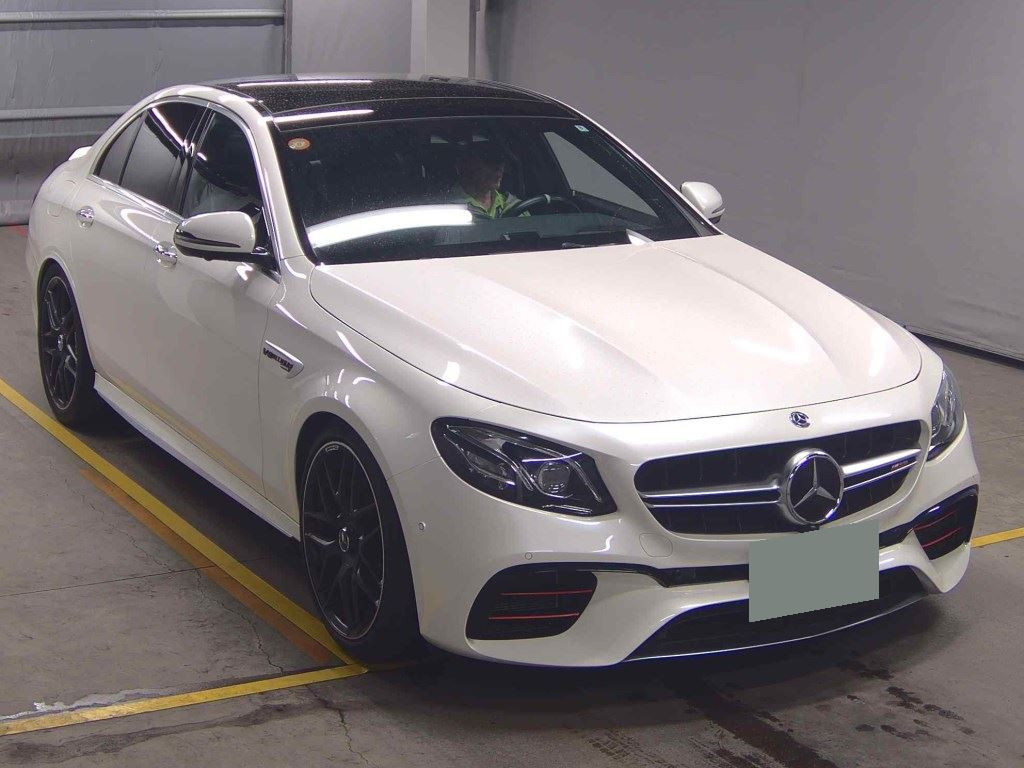 Mercedes-AMG E-Class 2018 z aukcji japońskiej