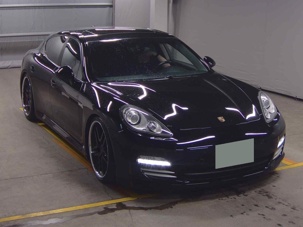 Porsche Panamera 2013 z aukcji japońskiej