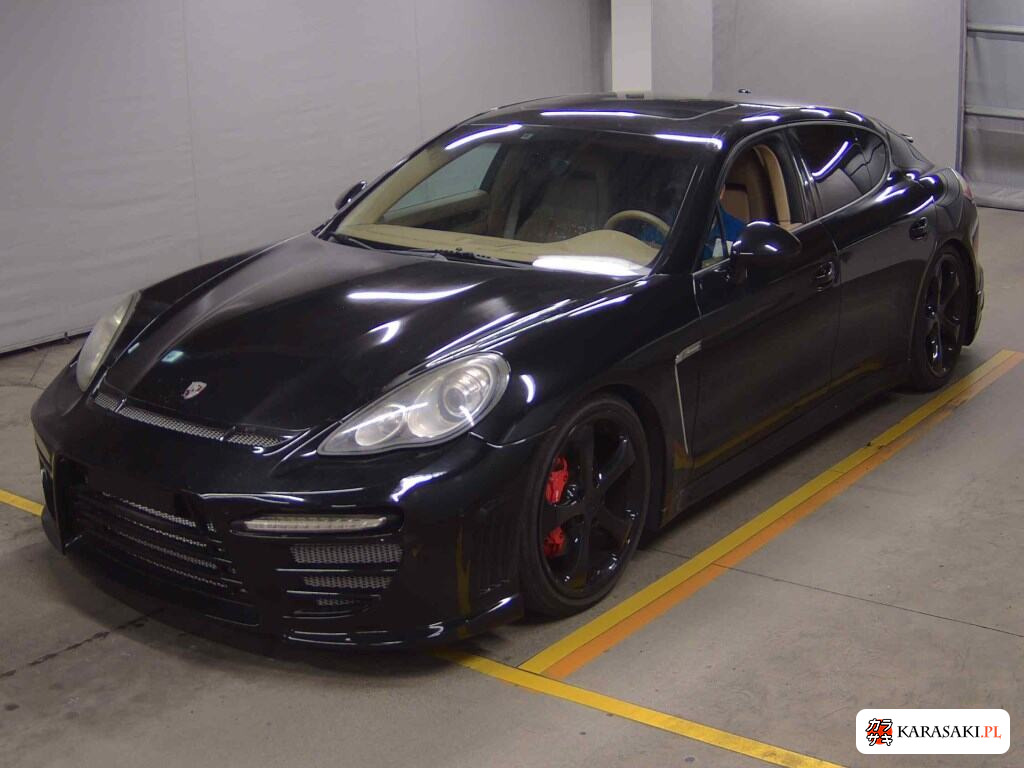 2013 Porsche Panamera 5D 3