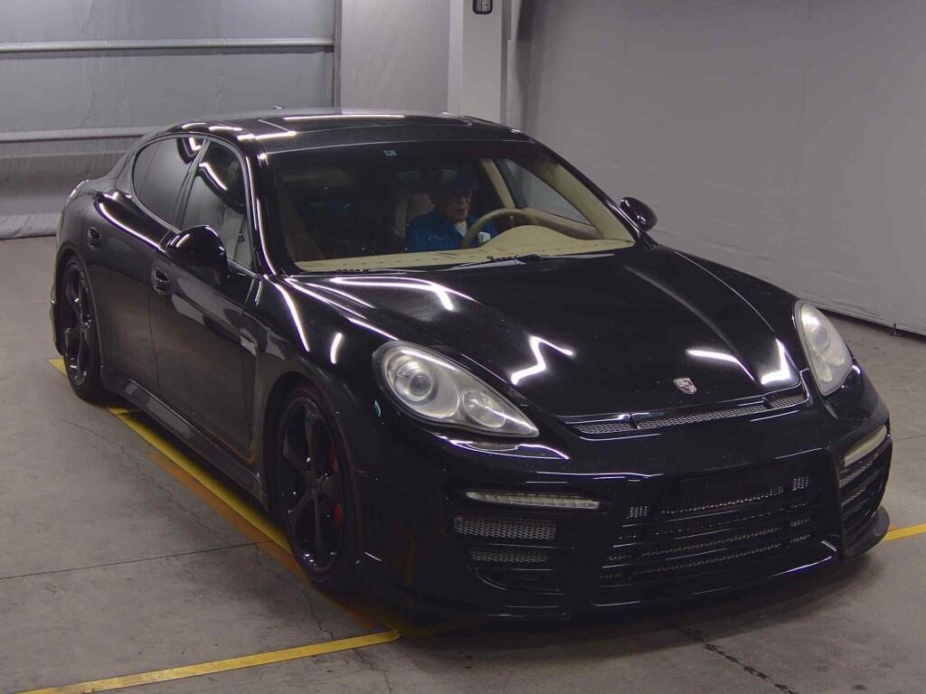 Porsche Panamera 2013 z aukcji japońskiej