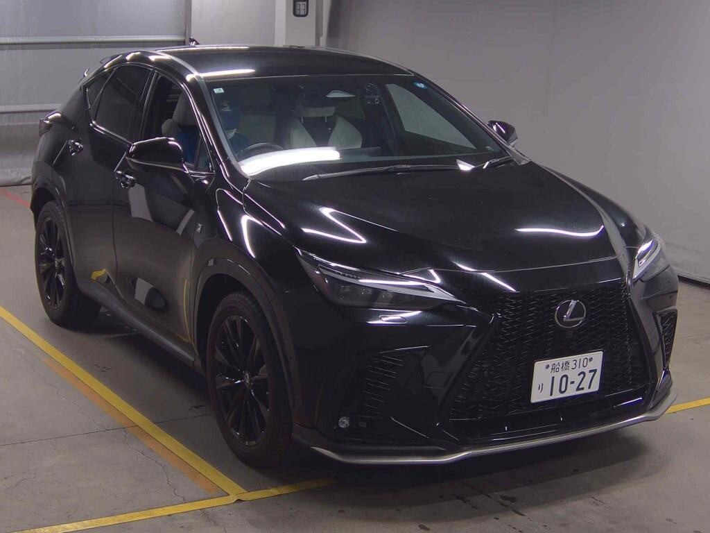 Lexus NX 2023 z aukcji japońskiej