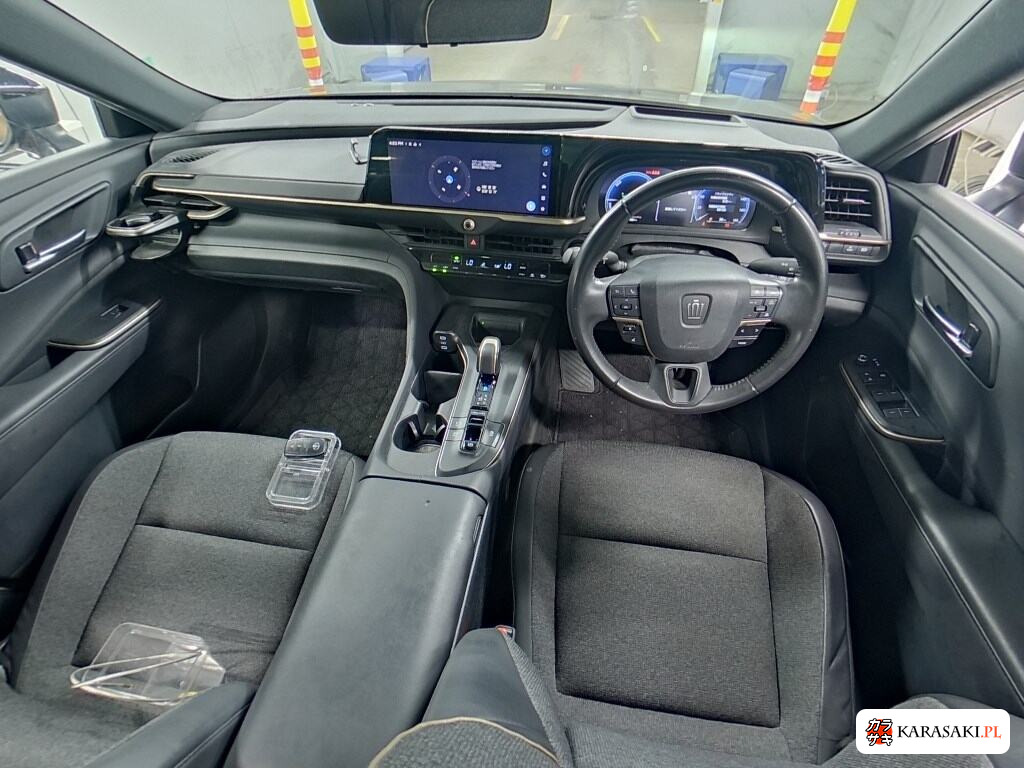 2023 Toyota Crown Crossover 4WD G Advanced 5