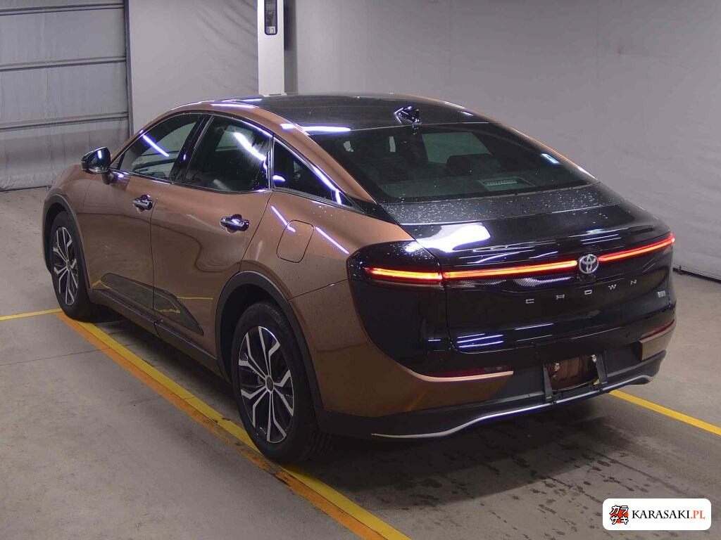 2023 Toyota Crown Crossover 4WD G Advanced 2