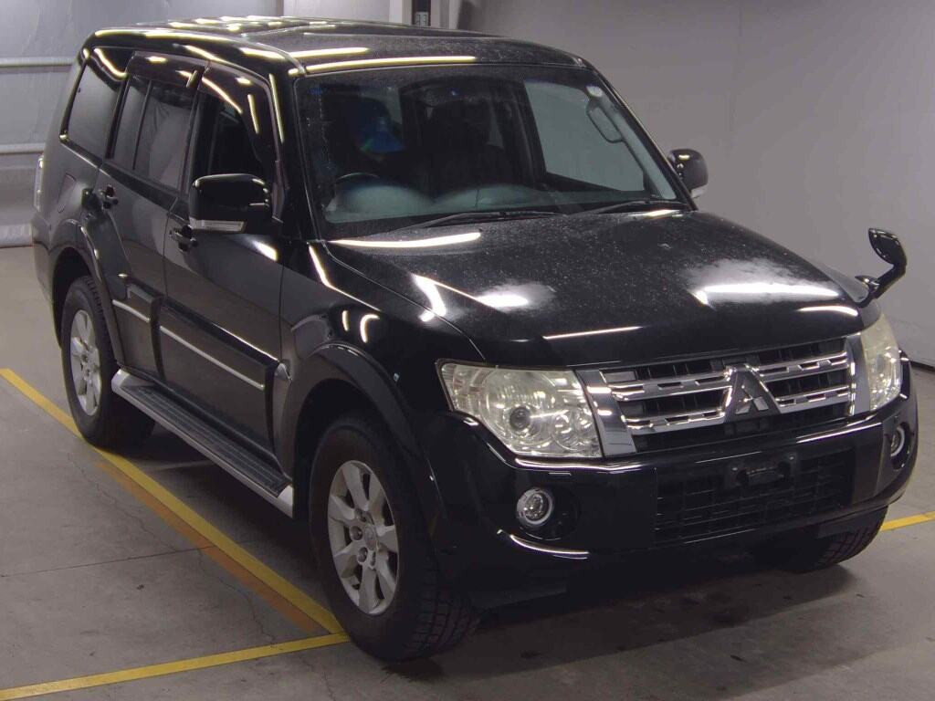 Mitsubishi Pajero 2012 z aukcji japońskiej