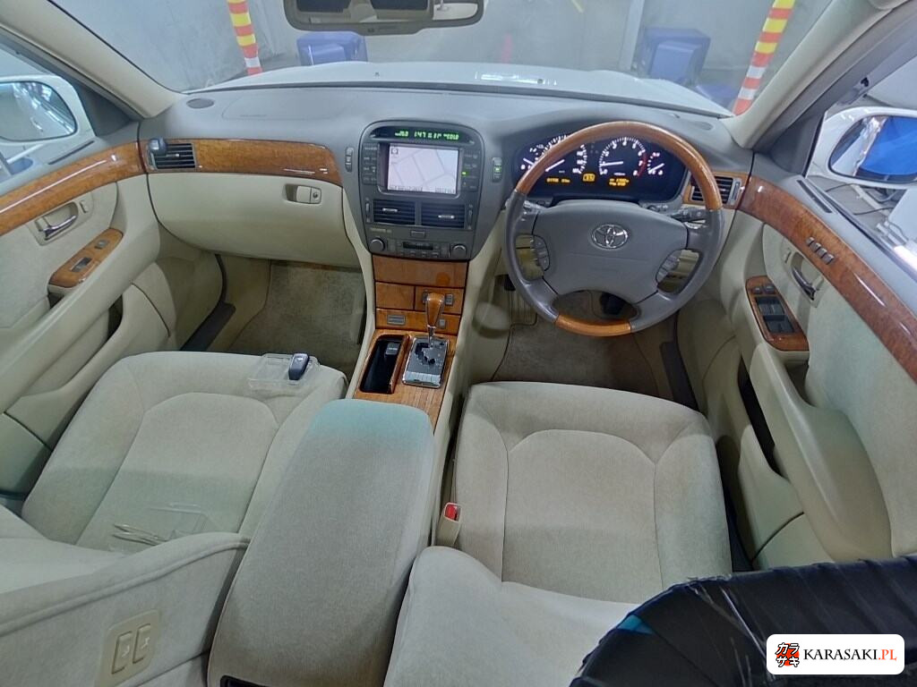 2004 Toyota Celsior C Version 5