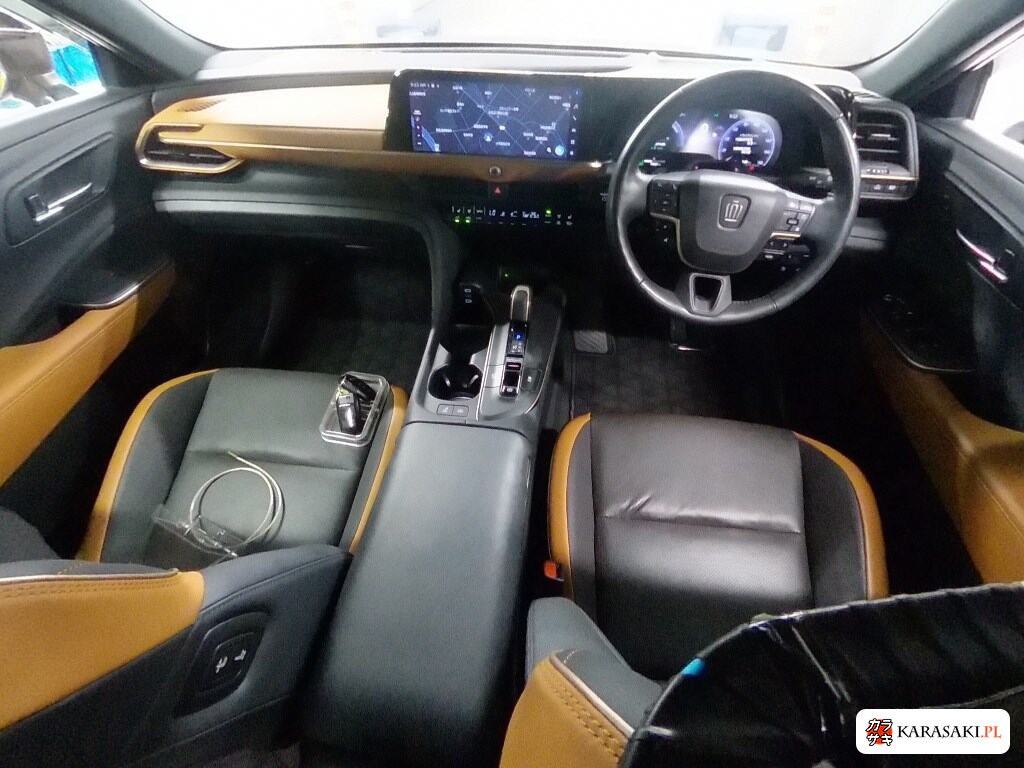 2022 Toyota Crown Crossover 4WD RS Advanced 5