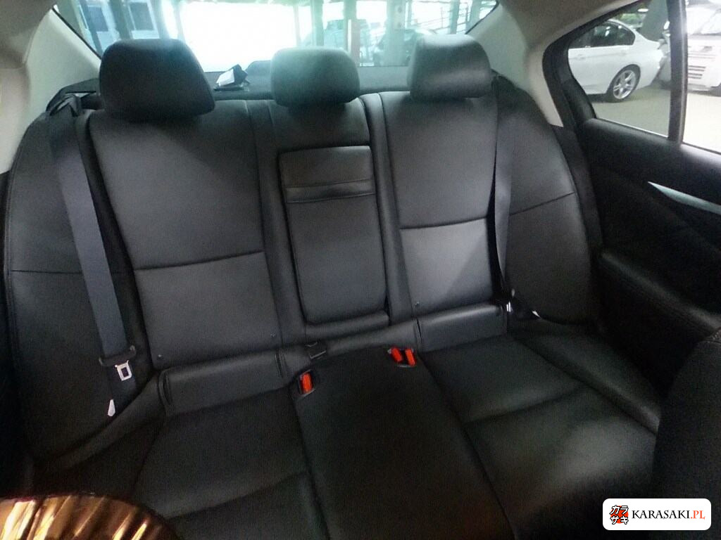 2016 Nissan Skyline 4D 200GT-T Type P 6