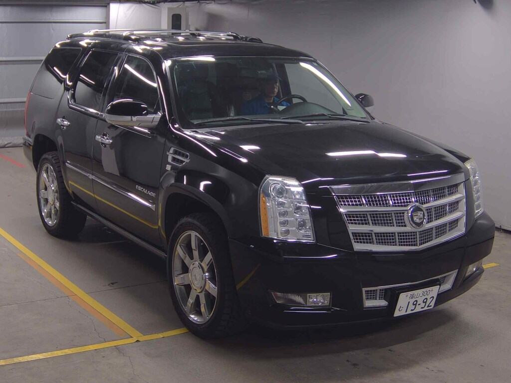 Cadillac Escalade 2012 z aukcji japońskiej